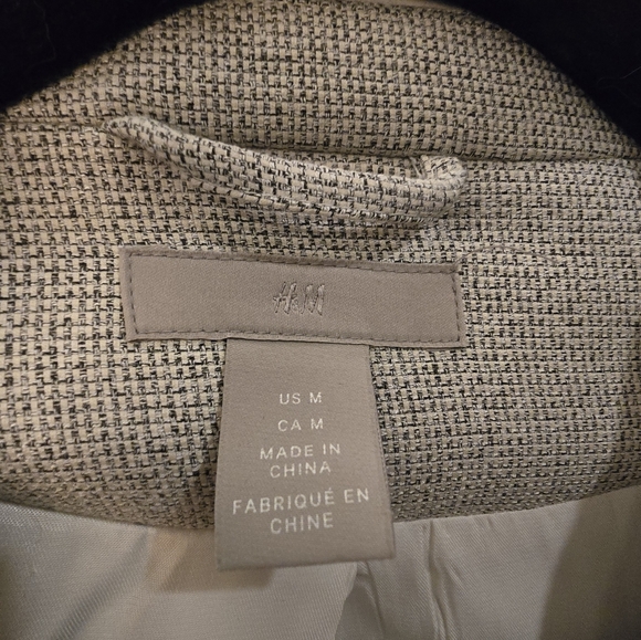 H&M Light Gray Textured Blazer - Picture 3 of 3